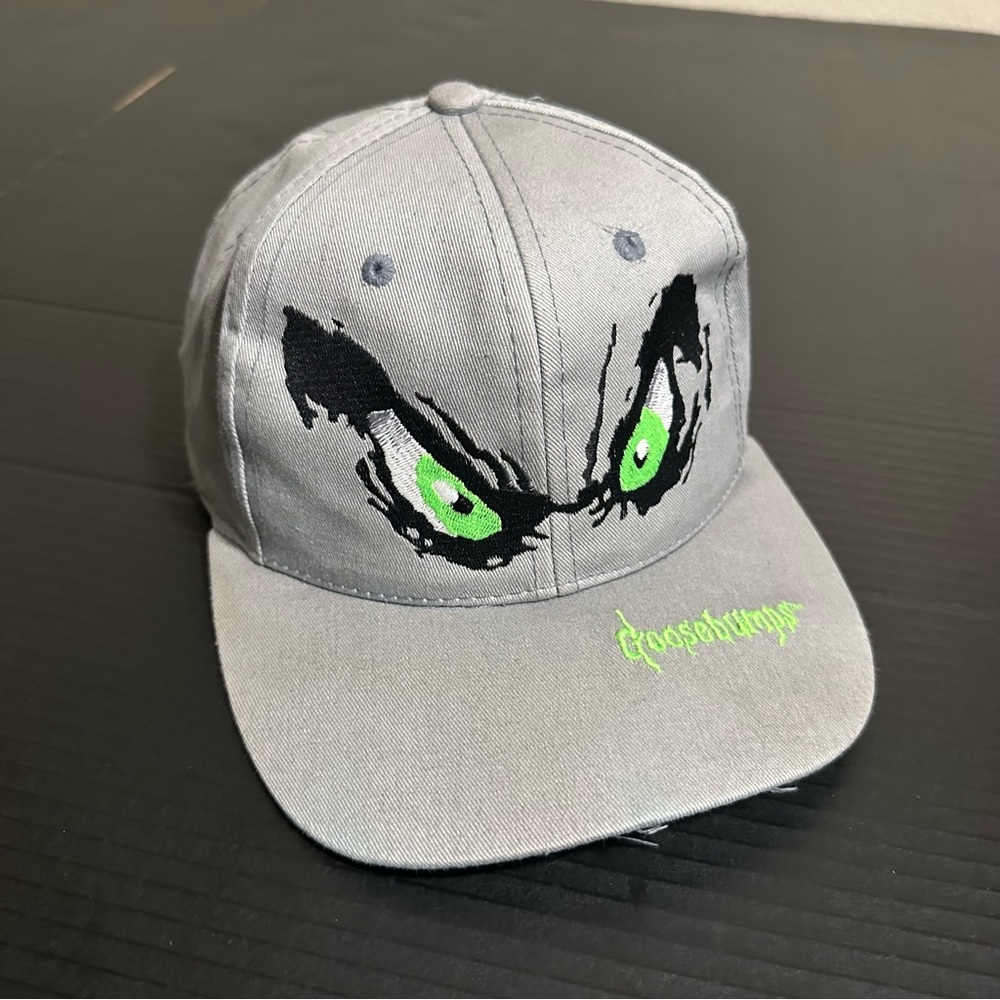 Vintage 1995 Annco GOOSEBUMPS Spooky Eyes Snapback Hat Youth Cap Men’s Small